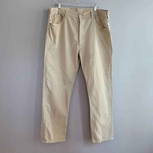 VTG 2001 cream Levi's 501 40 x 30 straight leg classic americana minimalist